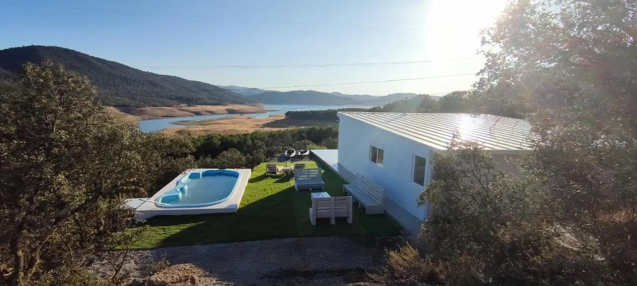 Casa en el lago.unmillondeestrellas Villaharta Сasa de vacaciones