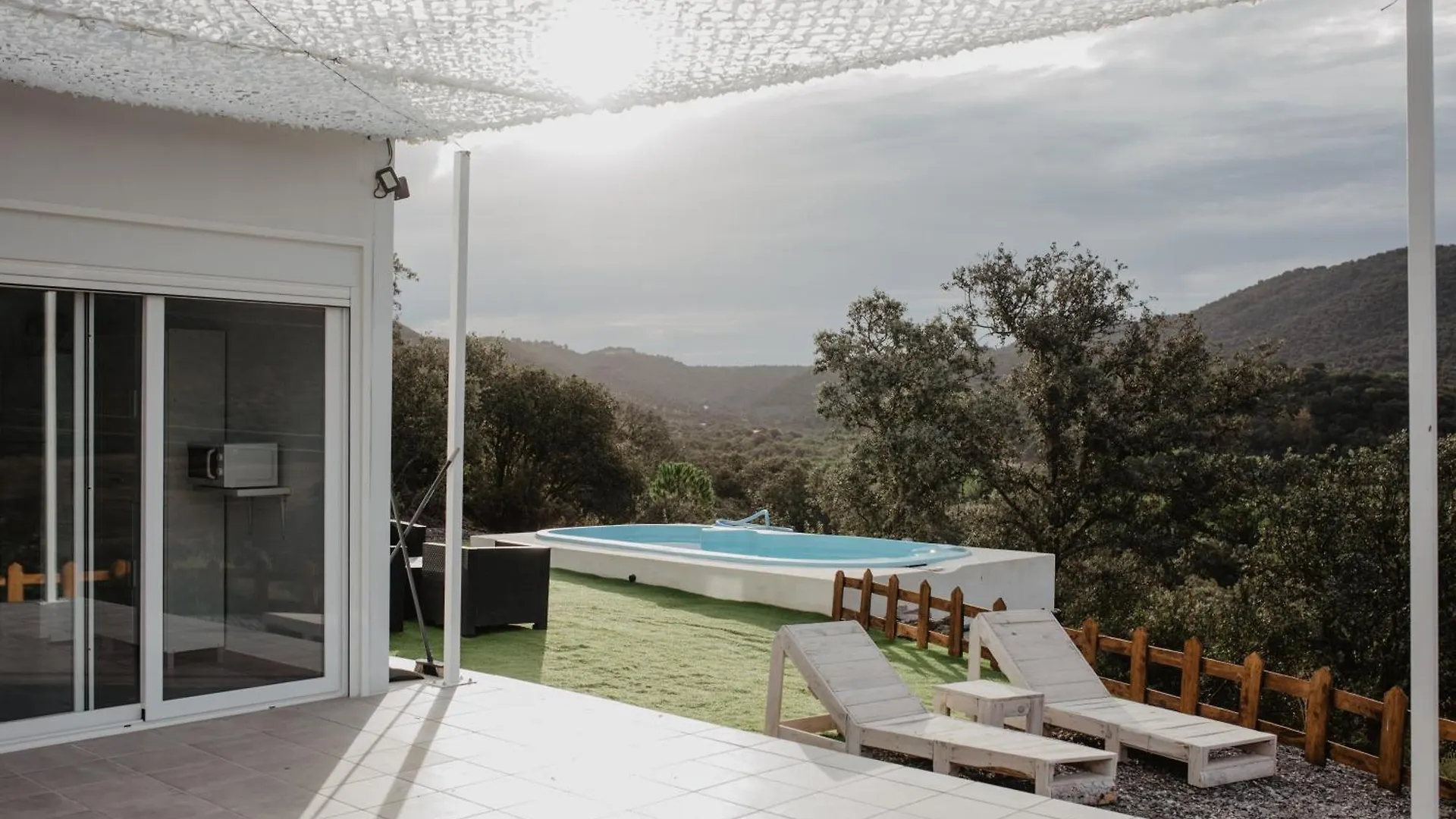 Casa En El Lago.Unmillondeestrellas Villaharta